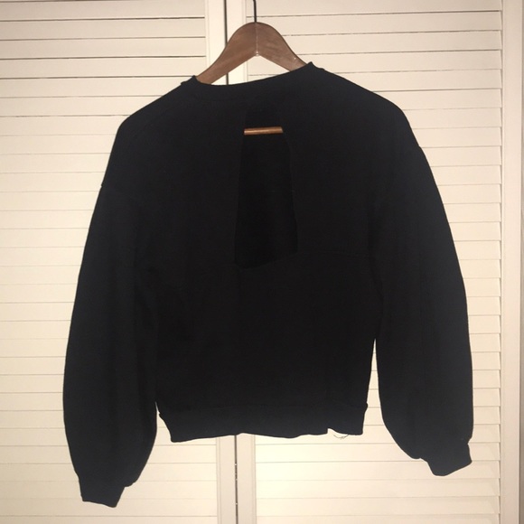 Bubble sleeve sweater with open back - Picture 2 of 2